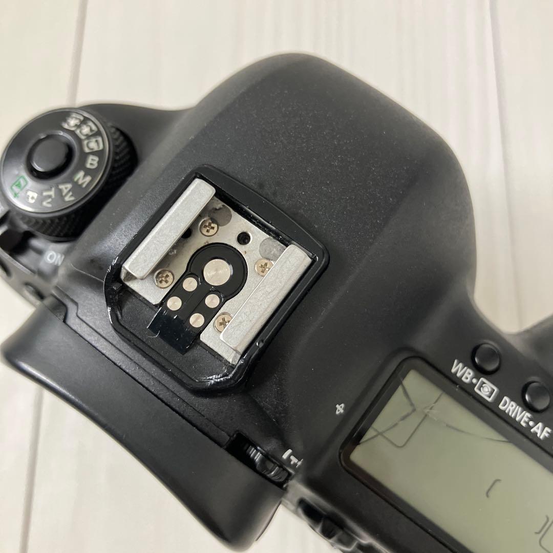 じ*た様 Canon EOS 5D Mark IV