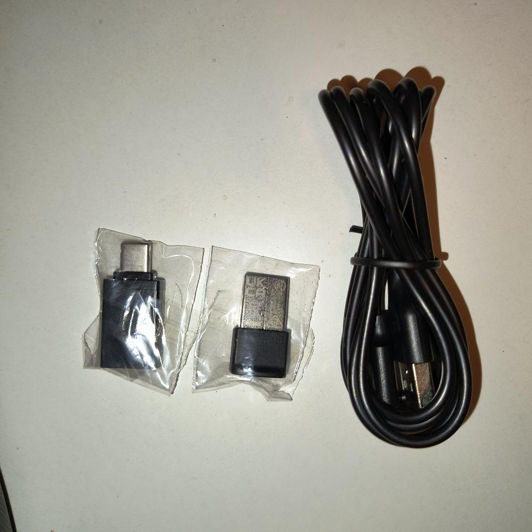 Anker PowerConf H700　充電スタンドあり