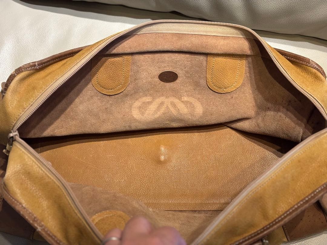 か*ず様 LOEWE ロエベ アマソナ50 アナグラム レザー