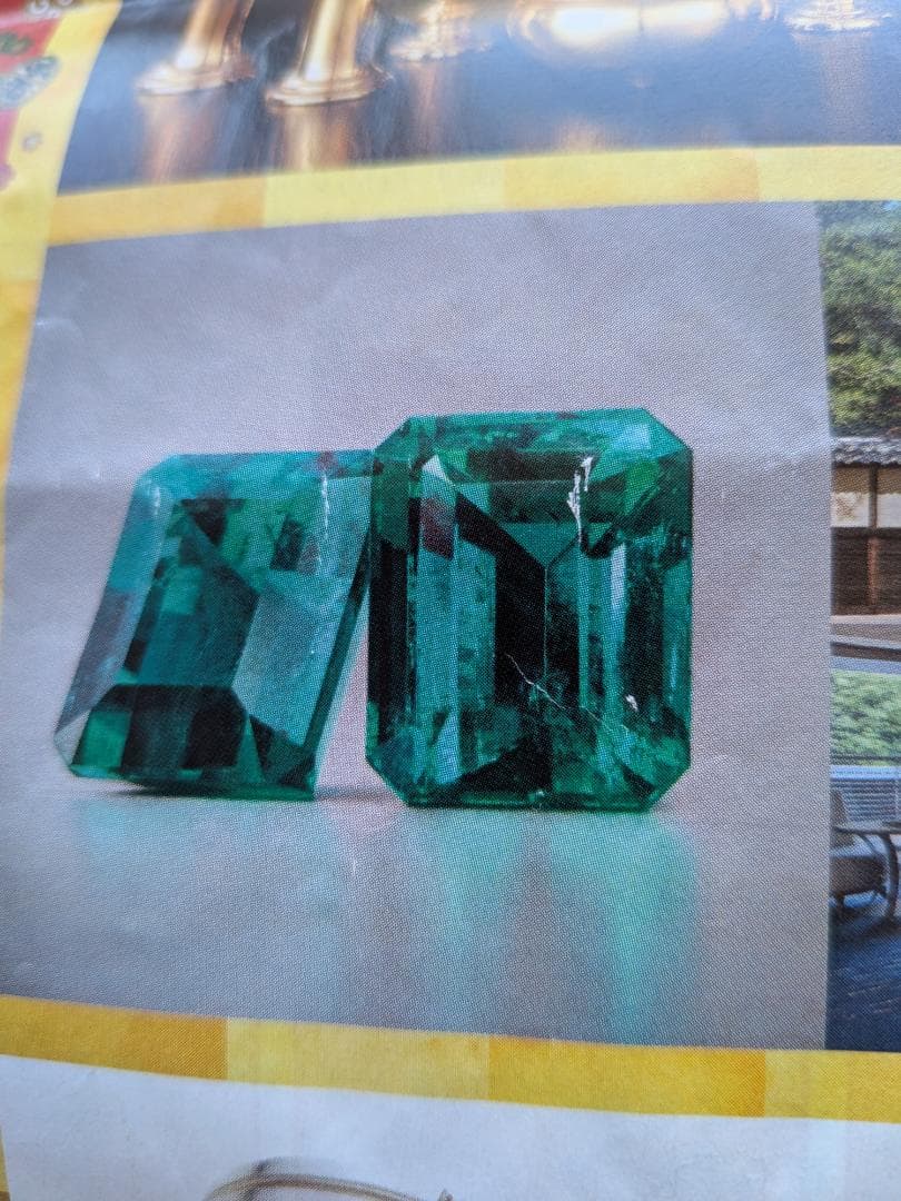 カキ氷【三越の宝石福袋】　高い希少性をもつ双子石のエメラルド　鑑定書付