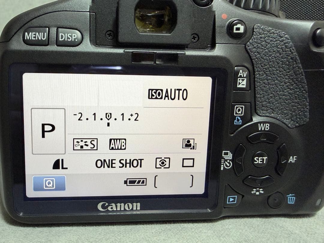 Canon EOS Kiss x4ダブルレンズ デジタル一眼レフセット