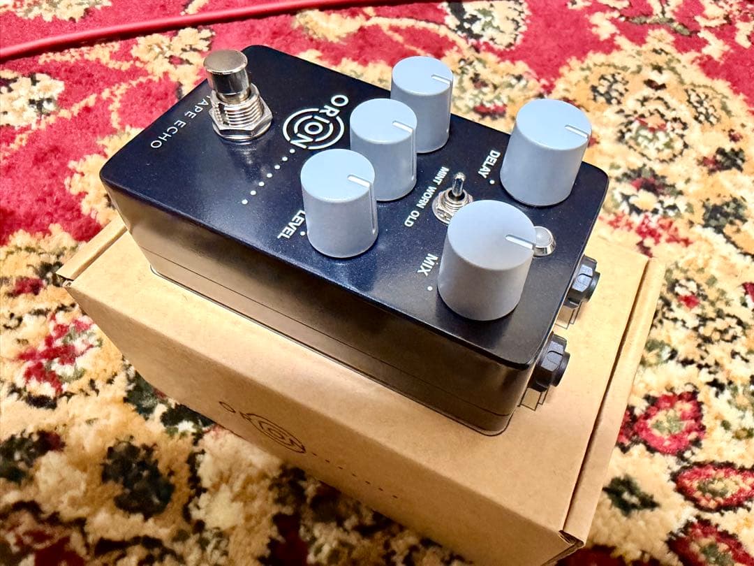 UNIVERSAL AUDIO  UAFX Orion TapeEcho 極美品