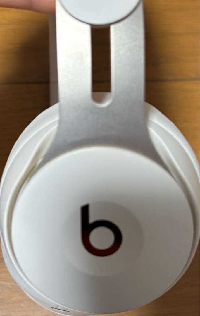 Beats Solo Pro Wirelessヘッドフォン