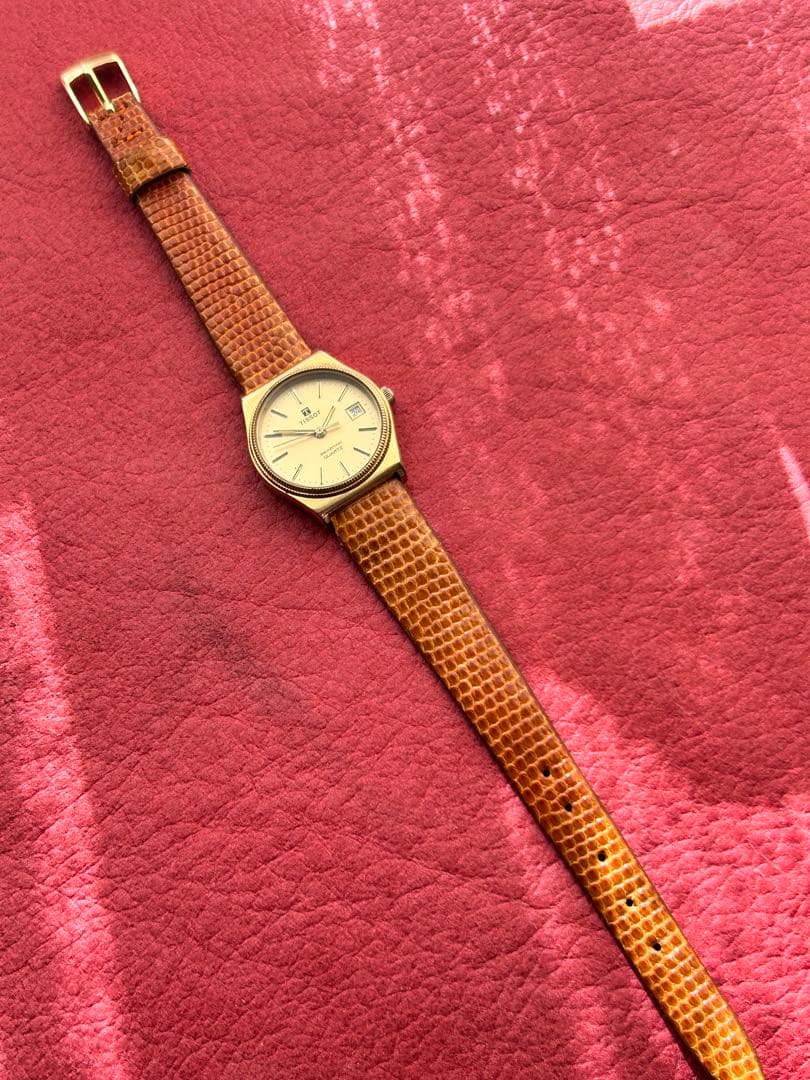 TISSOT ティソSeastar Quartz 新品電池、ベルト交換済み