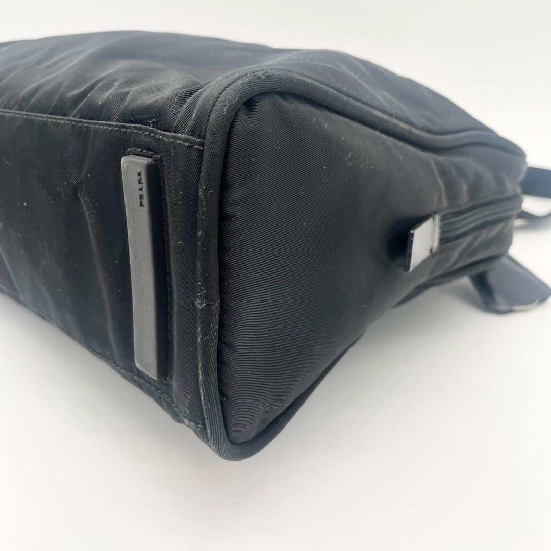 PRADA トートバッグ　ナイロン　肩掛け　ショルダー　ブラック　南京錠付き