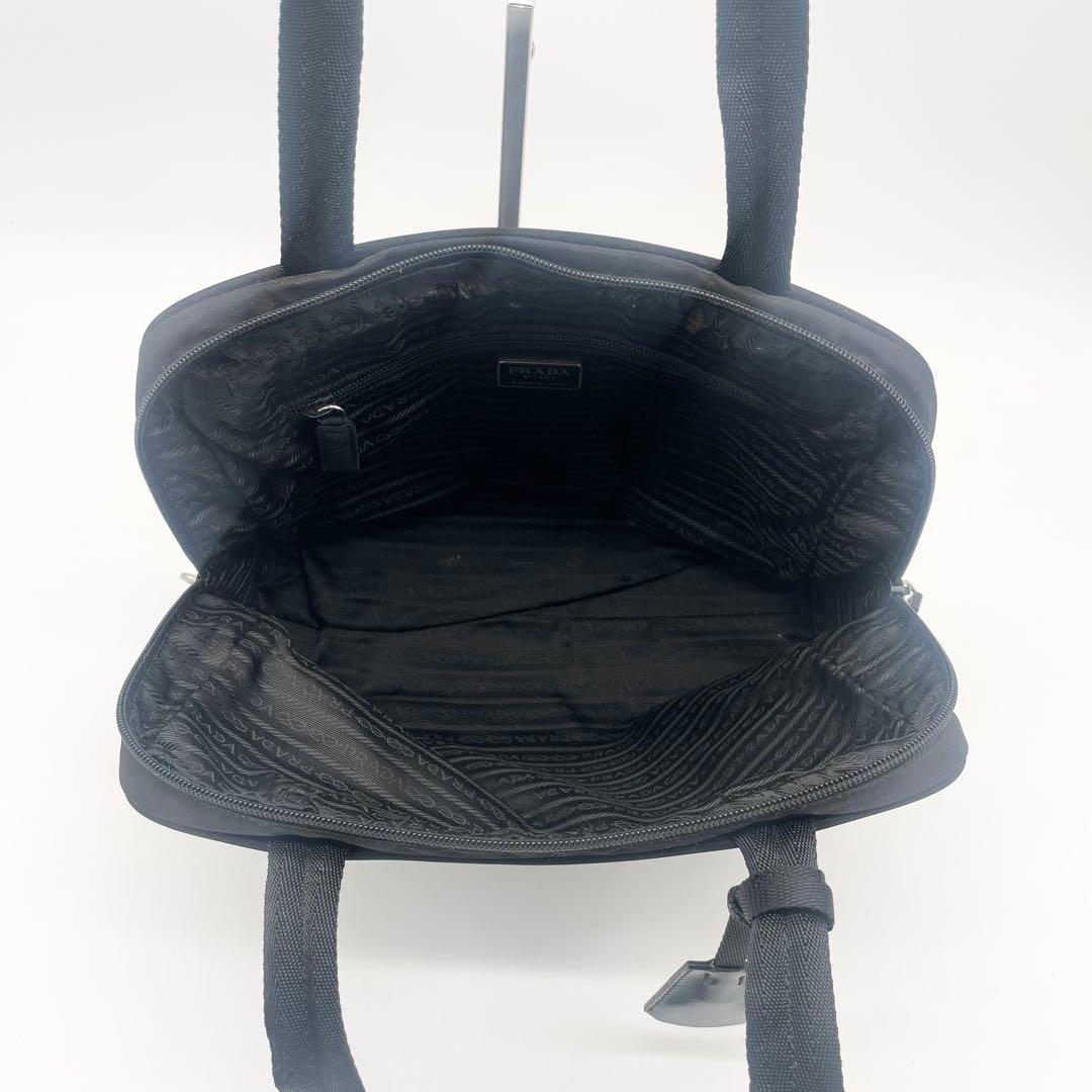 PRADA トートバッグ　ナイロン　肩掛け　ショルダー　ブラック　南京錠付き
