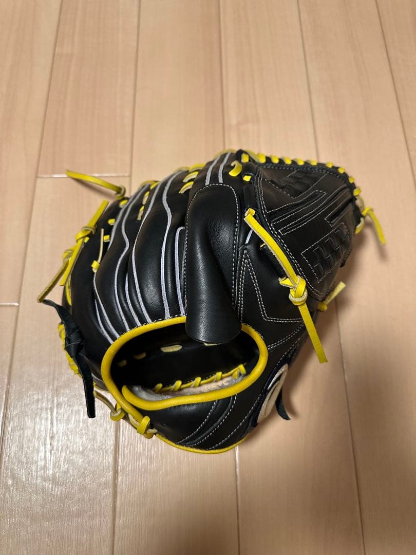 アシックス　投手用　軟式