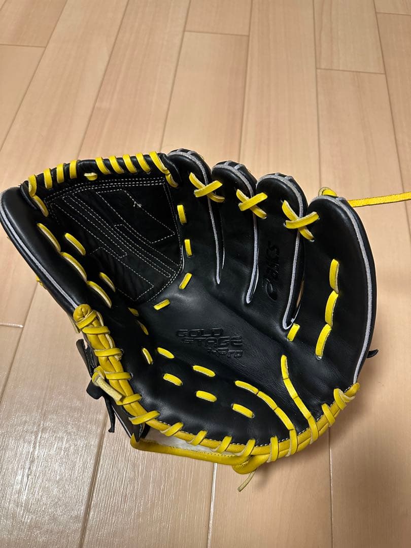 アシックス　投手用　軟式