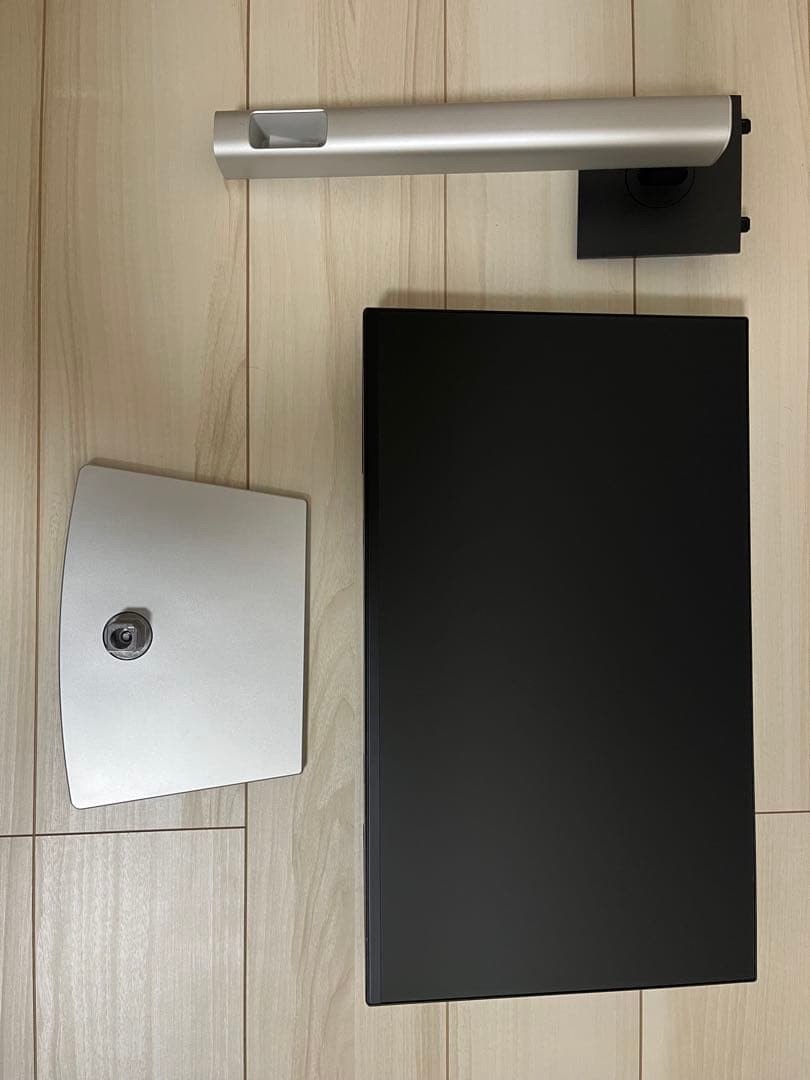 Dell 21.5インチモニター（P2225H）