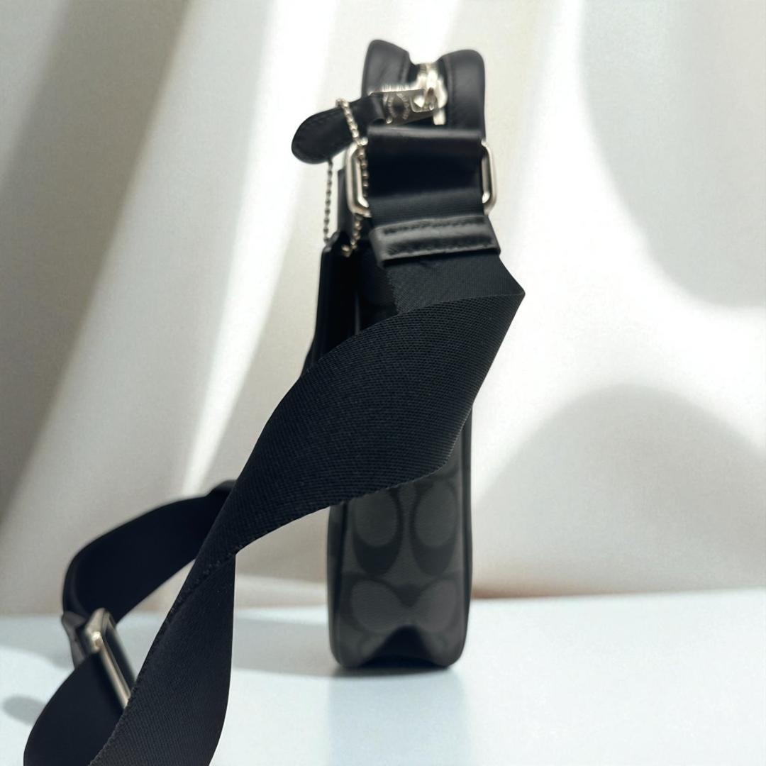 【美品】COACH コーチ シグネチャー フライトバッグ クロスボディ 斜め掛け