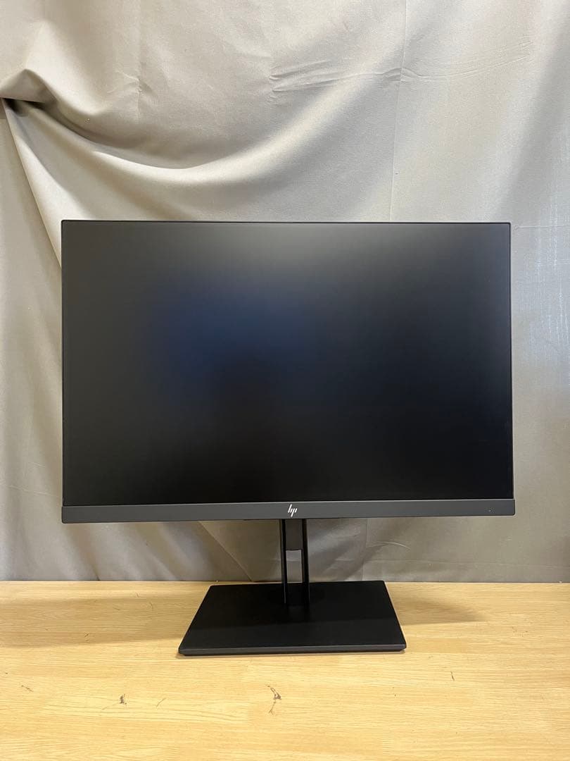 美品HP Z24n G2 24インチモニター　PS4対応　回転機能USB-Cハブ