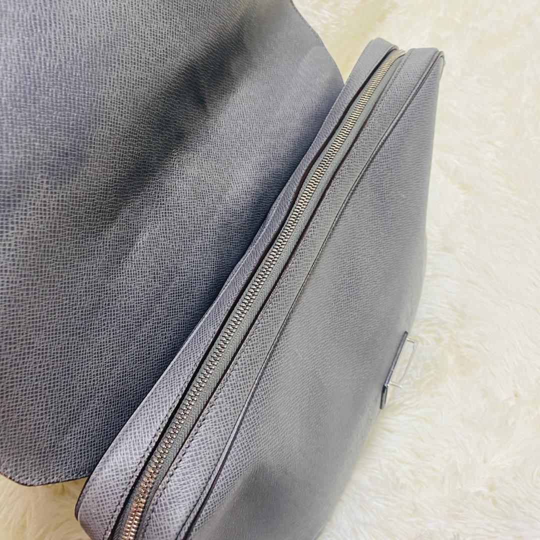 LOUIS VUITTON ビジネスバッグ タイガ グレー　ヴァシリ レザー