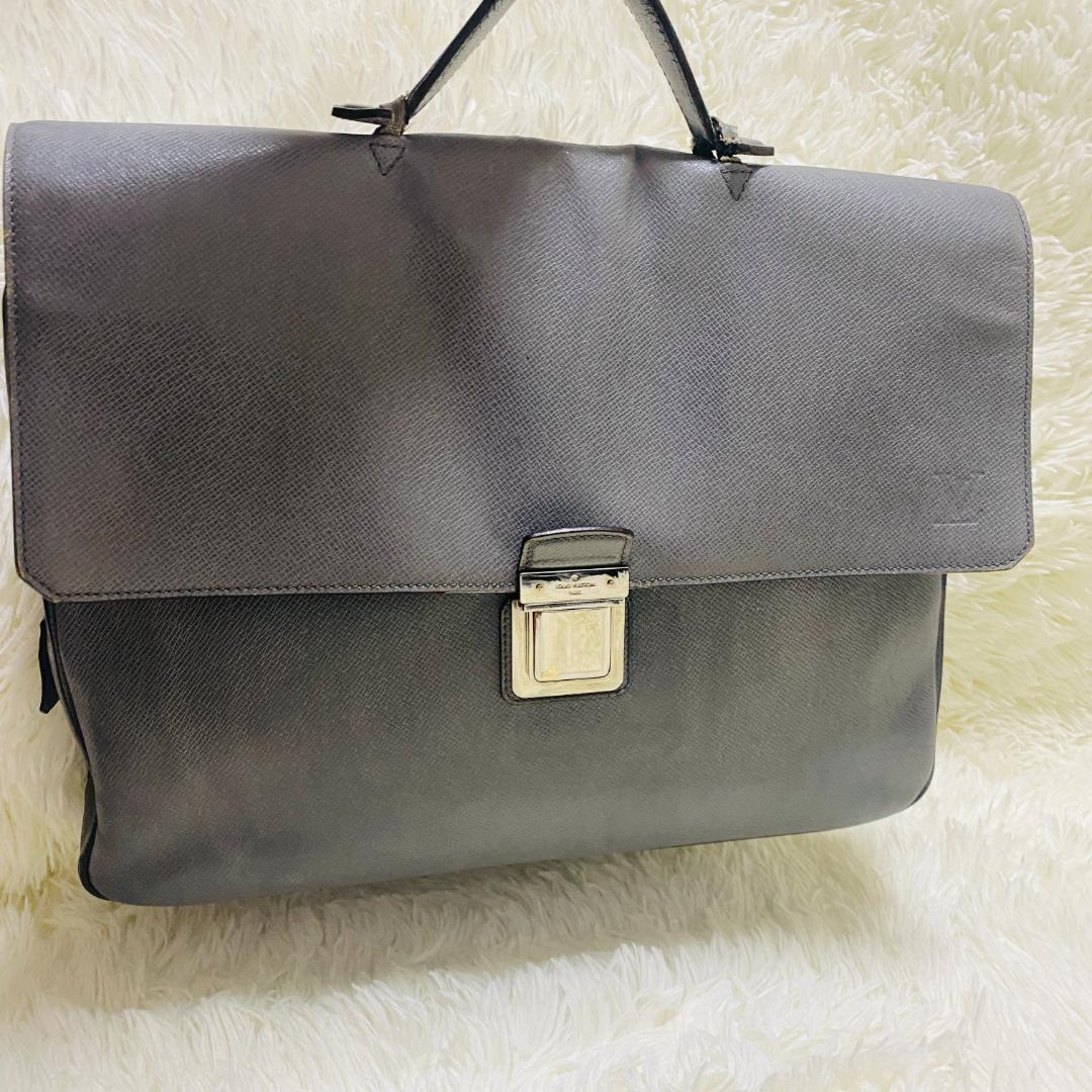 LOUIS VUITTON ビジネスバッグ タイガ グレー　ヴァシリ レザー