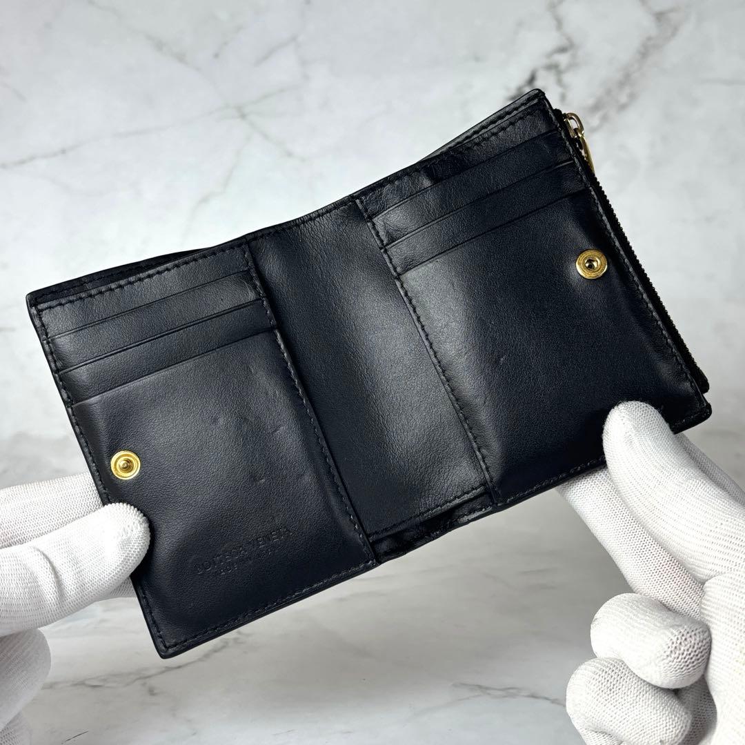 BOTTEGA VENETA 財布 2つ折り イントレチャート 黒