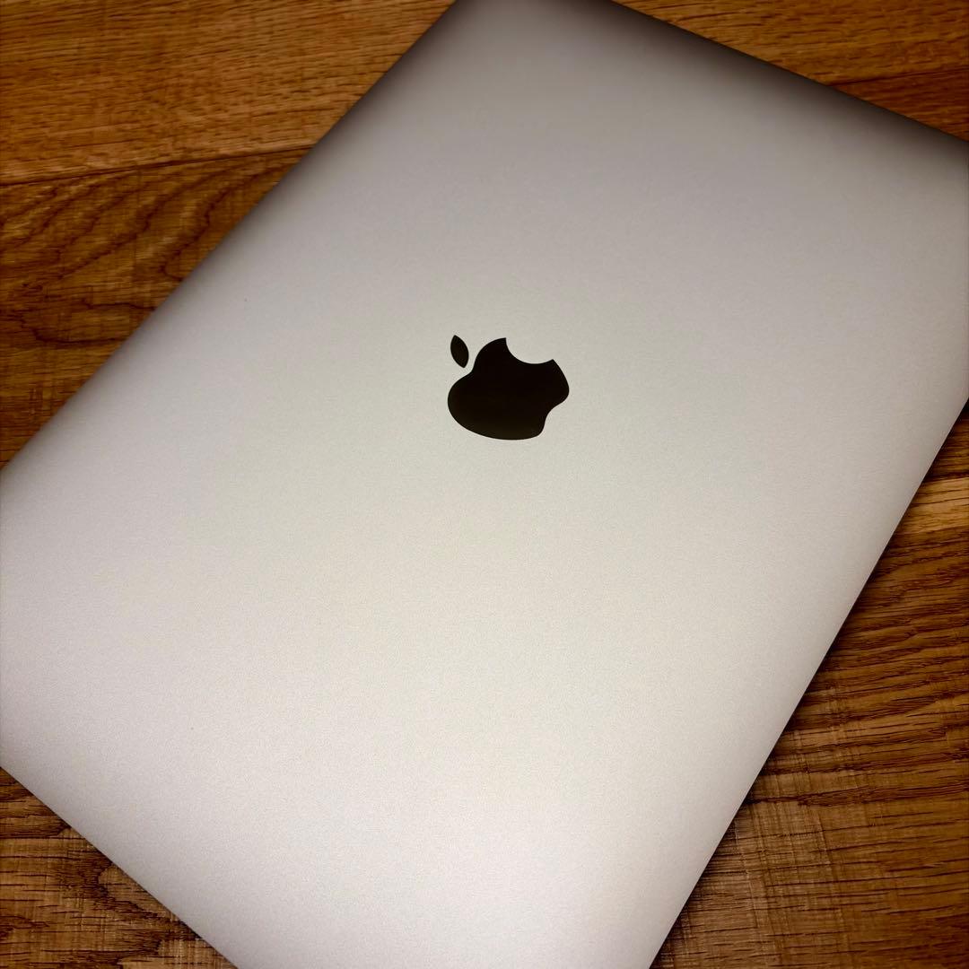 MacBook本体 MacBook Air (Retina,13-inch, 2020) 512GB