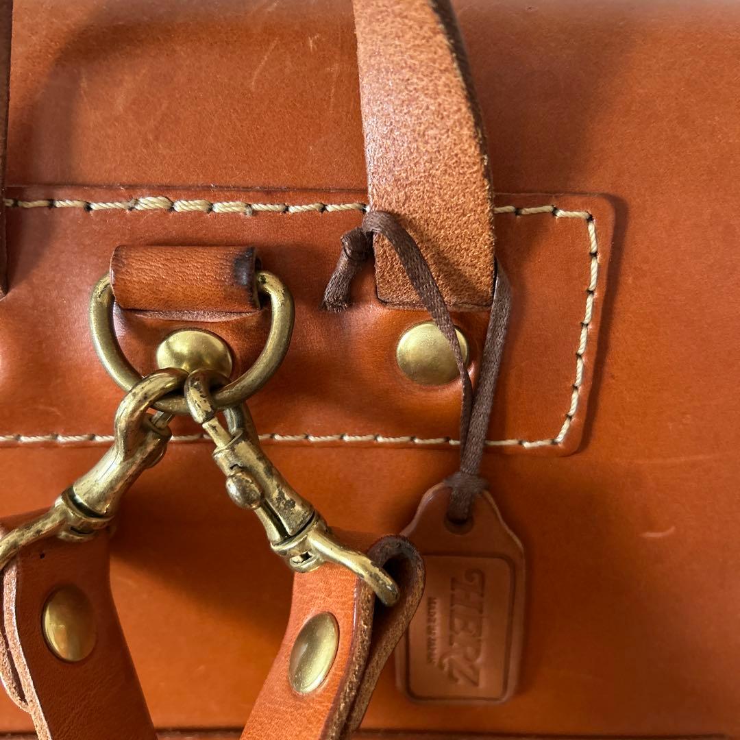 HERZ レザーリュック　ブラウン