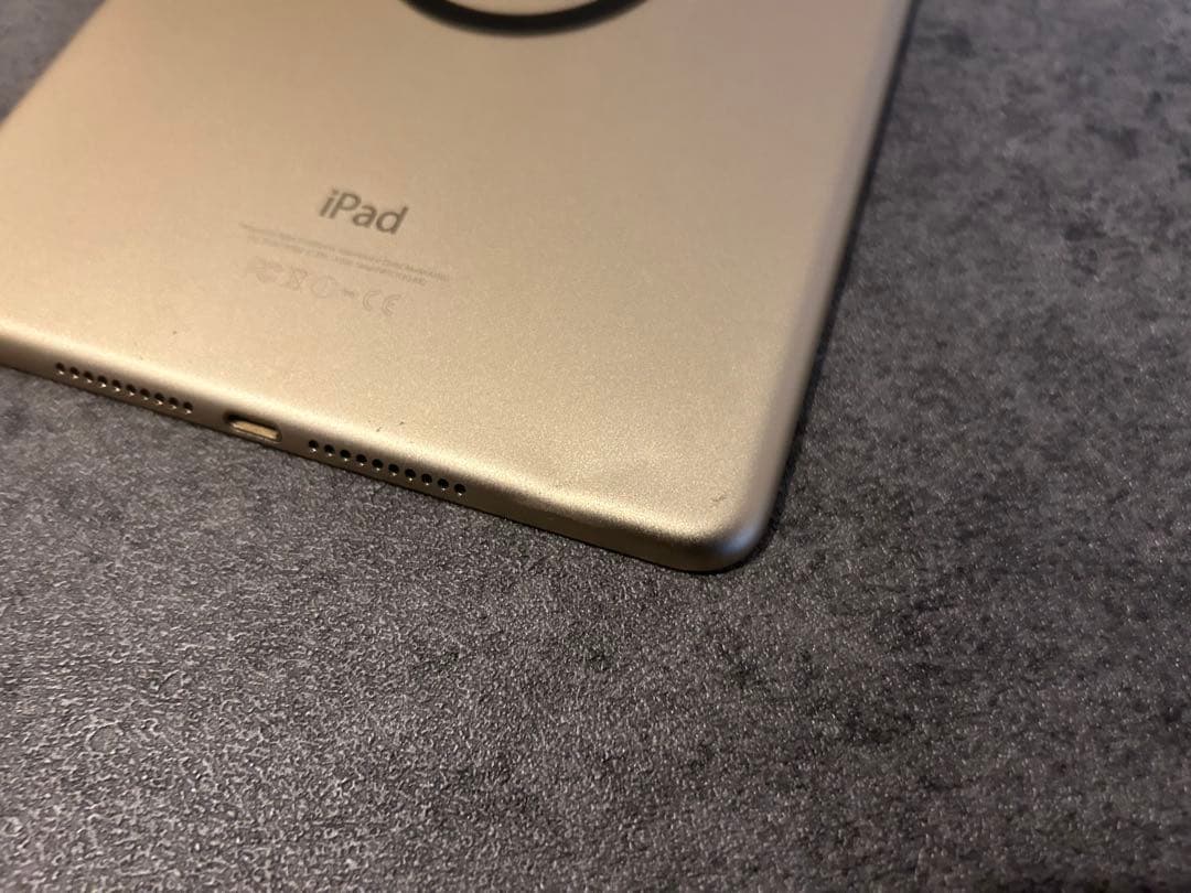 Apple iPad mini4 ゴールド 本体