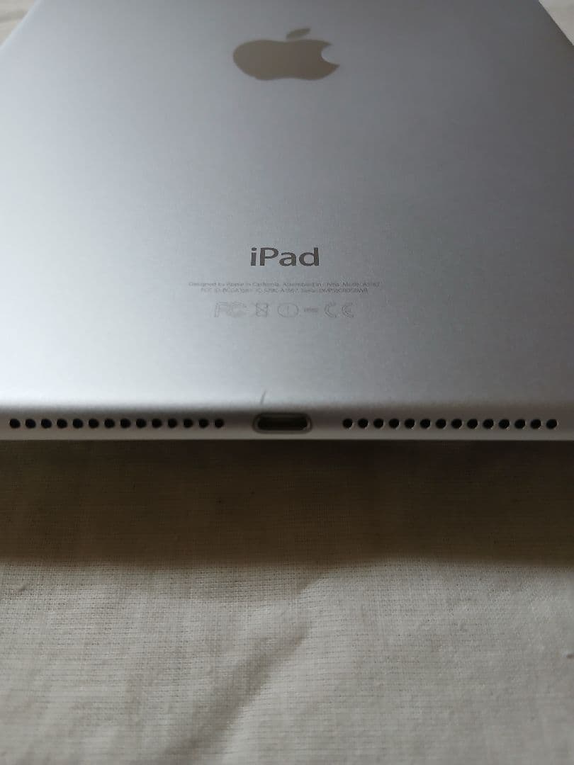 美品 iPad air 第2世代 バッテリー93%