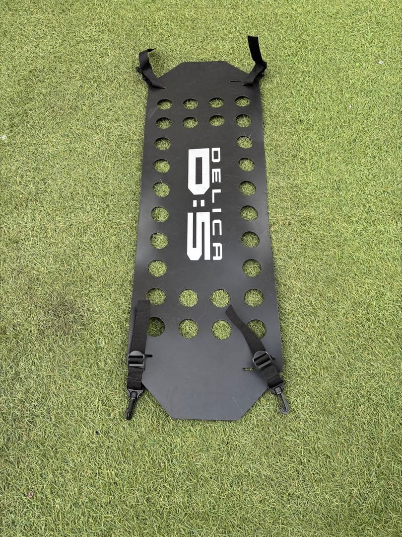 デリカＤ５　カーゴフェンス