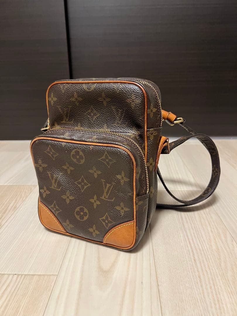 ルイヴィトン　キーポル　アルマ　アマゾン