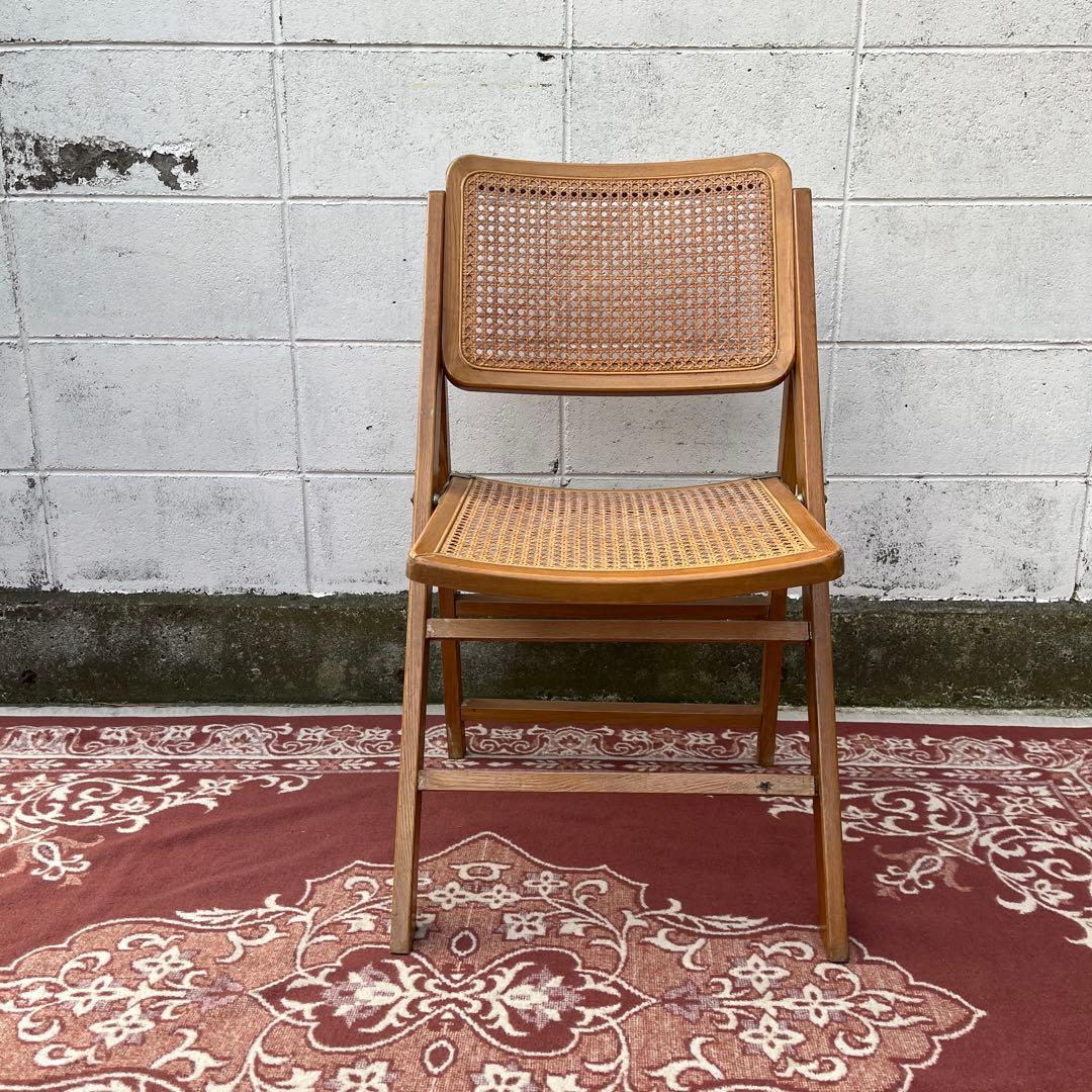 古家具ビンテージ品◾️籐ラタンパネル×木製フレーム 折りたたみ椅子 チェア A