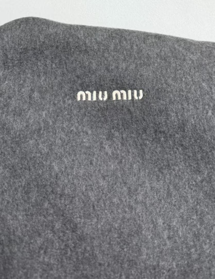 MIU MIU 25SS リバーシブル フリースジャケット
