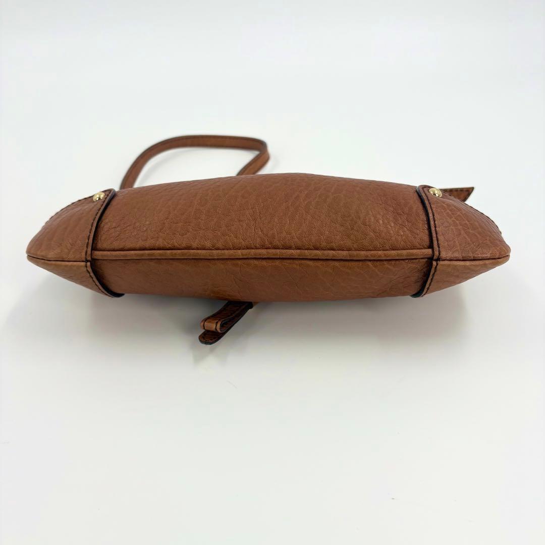 美品　ドルチェ＆ガッバーナ ハンドバッグ レザー スタッズ D&G 919