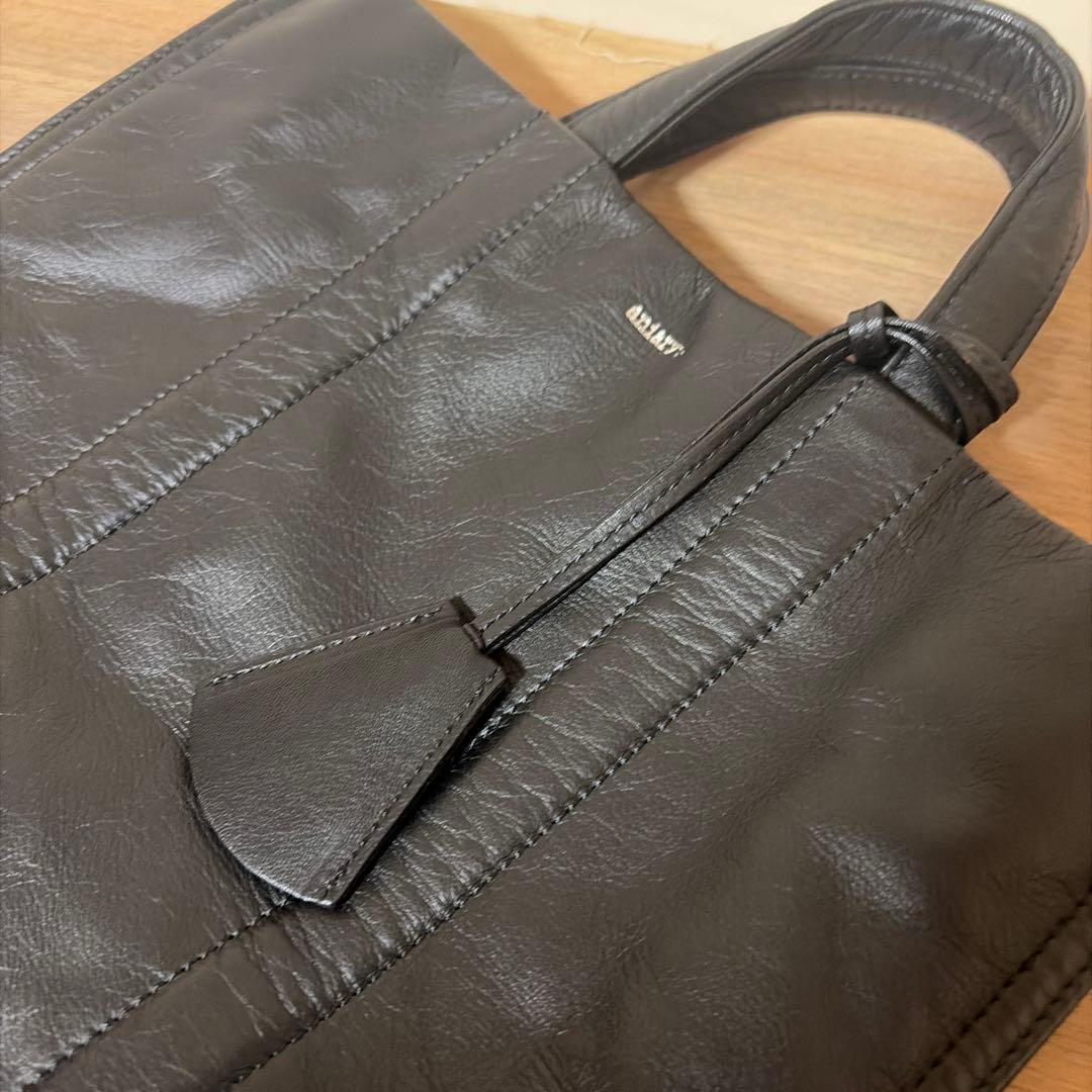 未使用に近い⭐︎aniary. 黒 レザートートバッグ A4 ビジネス