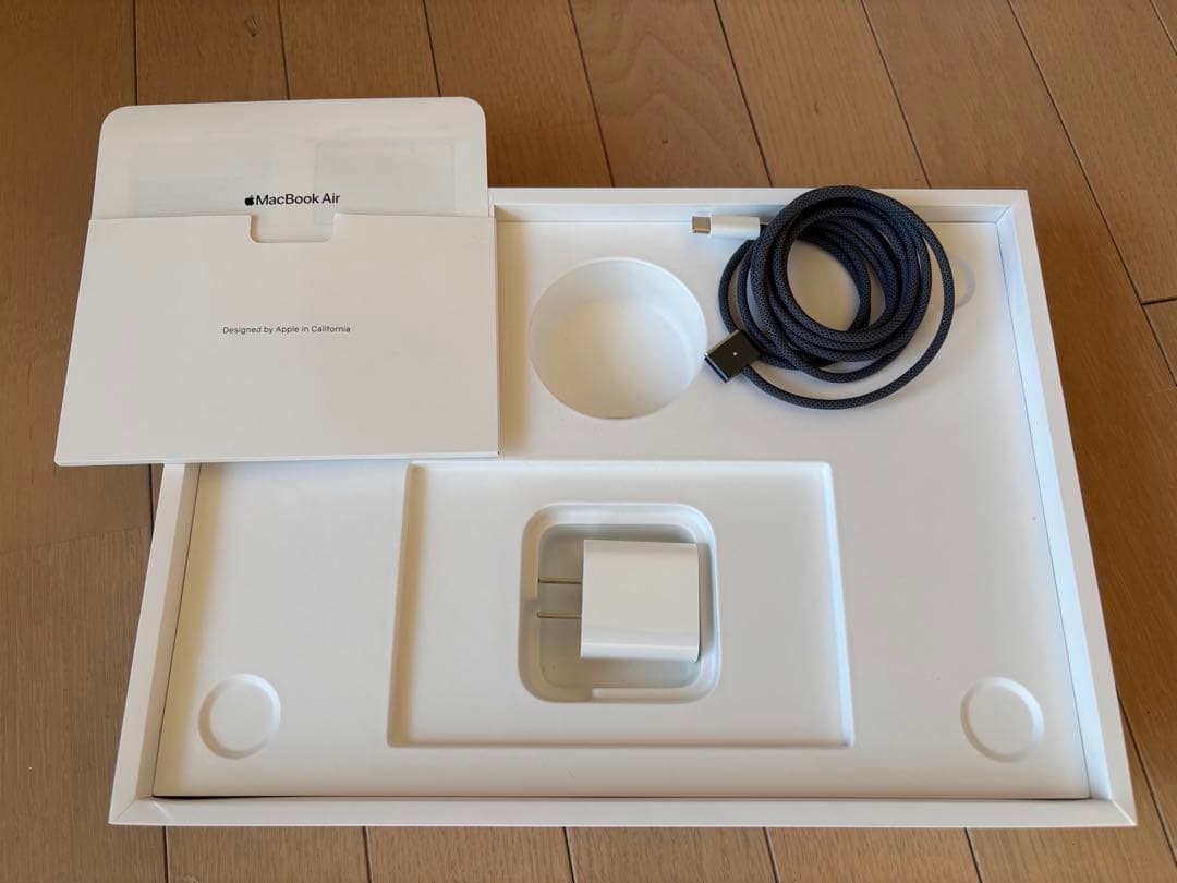 Apple MacBook Air ミッドナイト