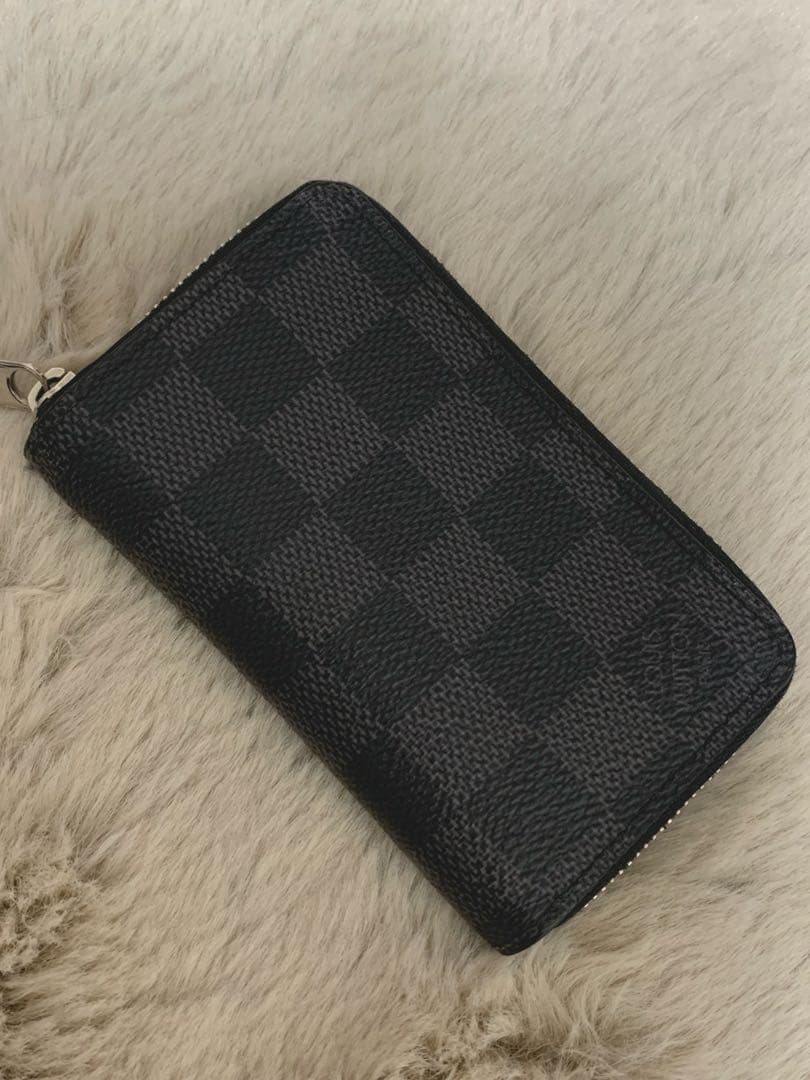 ルイヴィトン ダミエ グラフィット ジッピーパース 小銭入れ カードケース