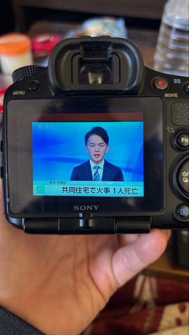 SONY α57 デジタル一眼レフカメラ ダブルズームレンズキット　レンズ2本付