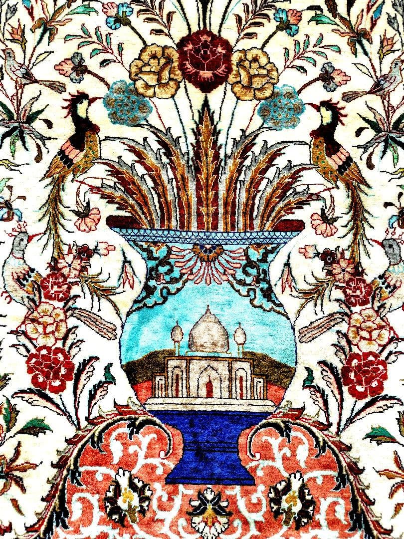 【窓からの眺めは】ペルシャ絨毯　シルク　宮殿　青空　クリスタル　シルク手織り