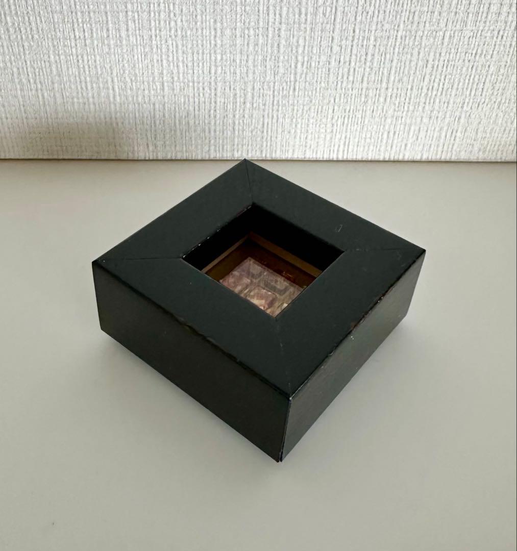 江波冨士子　ムッリーネのミニフレーム (赤蔓草)