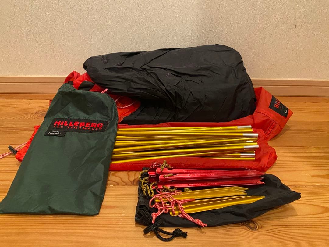 hilleberg Soulo ヒルバーグ ソウロ フットプリント付き 赤ヒル