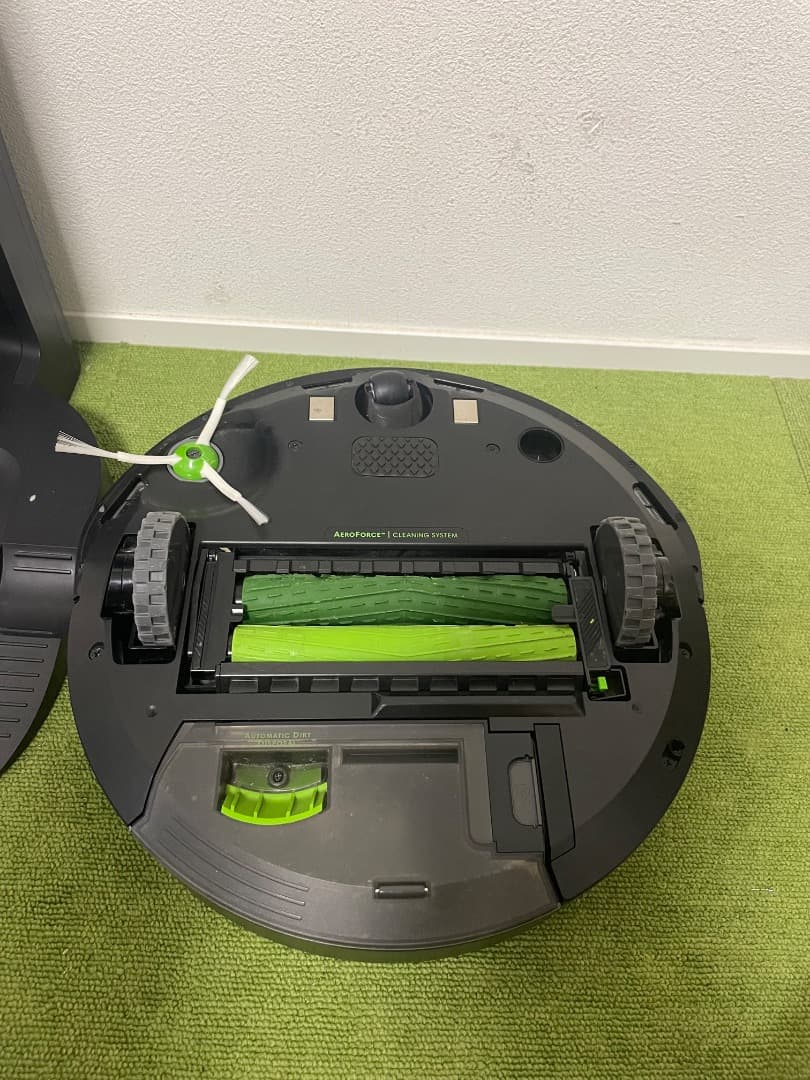 美品 ルンバ i3+ ロボット掃除機 自動ゴミ収集機能付き
