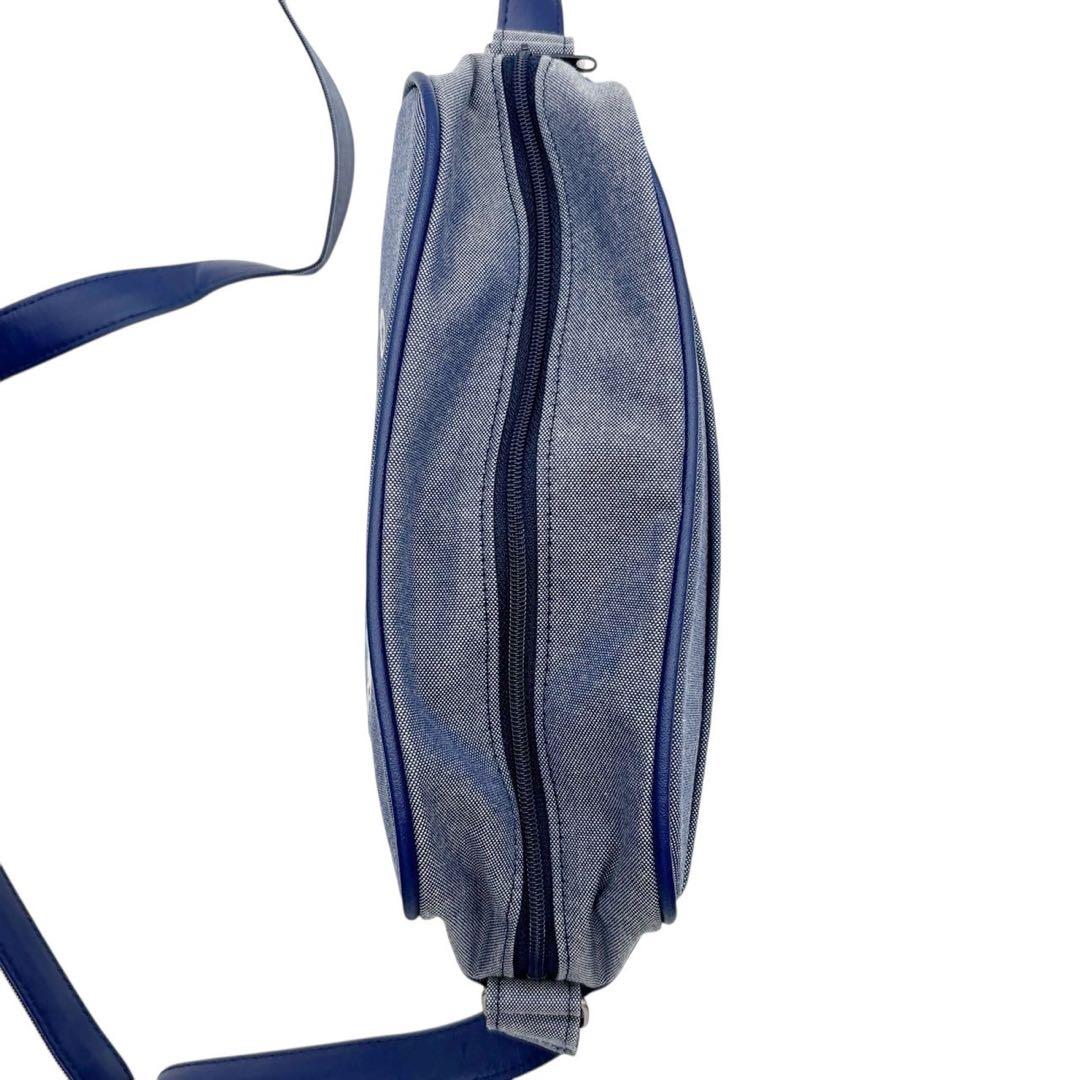 未使用◎ファミリア 斜めがけ 電車 くま ショルダーバッグ カメラバッグ キッズ