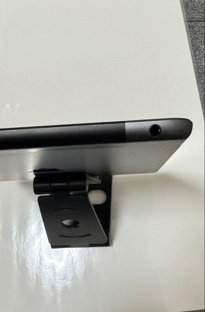 iPad 第8世代 128GB Wi-Fi+Cellularモデル SIMフリー