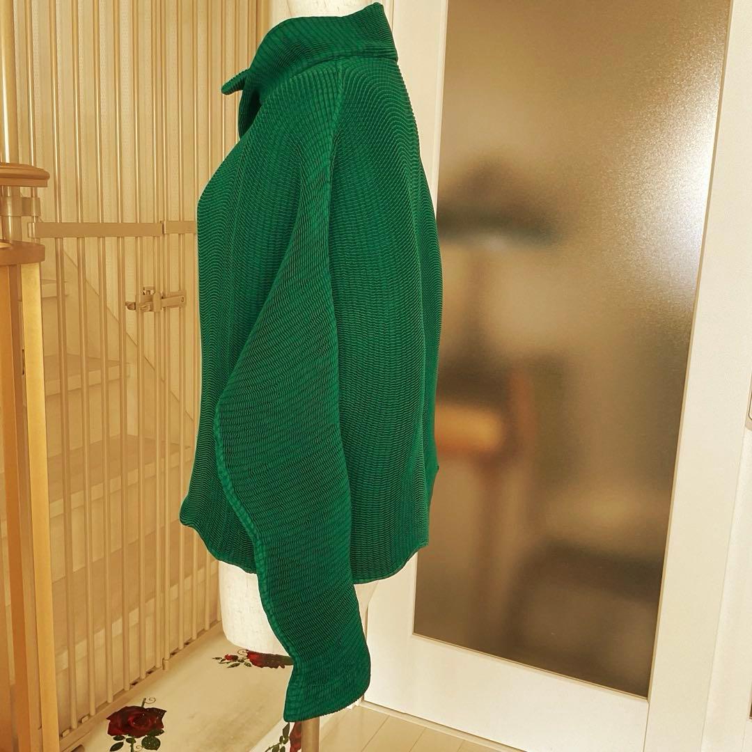 イッセイミヤケ　ストレッチ　ジャケット