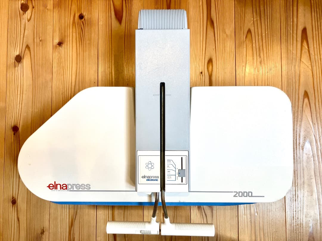 エルナプレス　アイロン　elna press