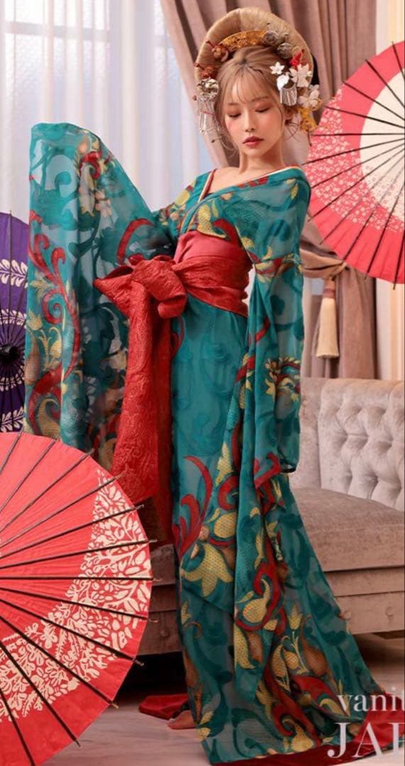 青と赤の花柄和装コスプレ衣装　ハロウィン・ダンス・舞台用に