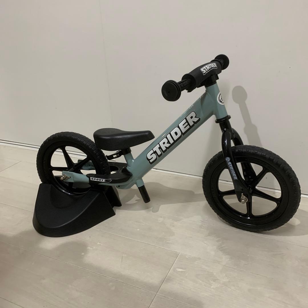 リ*ロ様 STRIDER アイスブルー スタンド付き