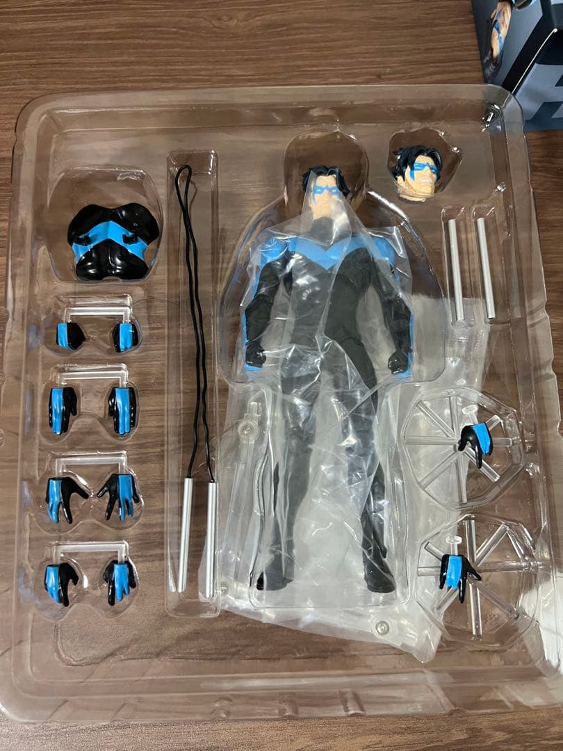 Mafex Hush ナイトウィング/Nightwing