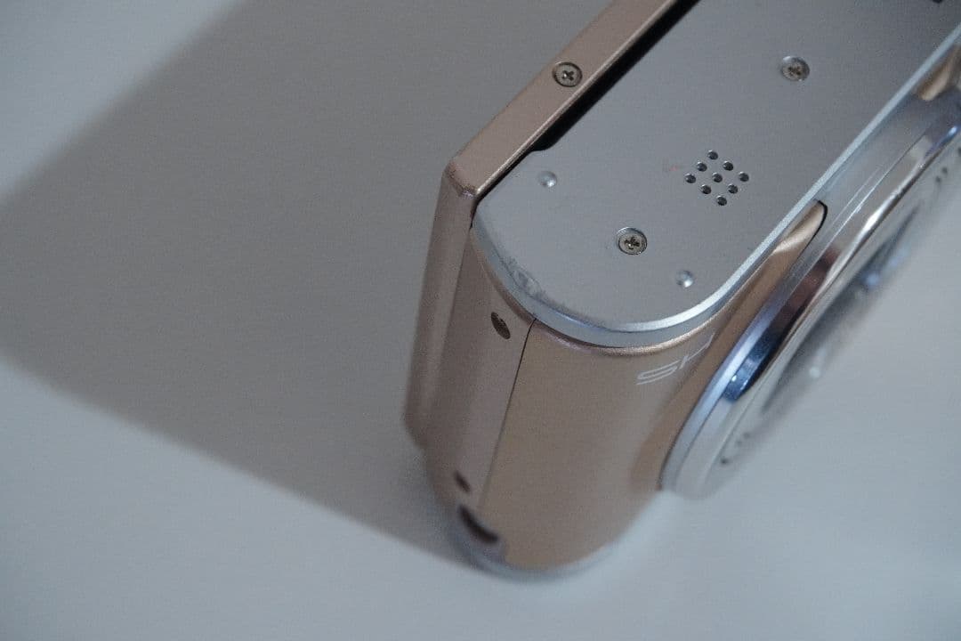 【値下げ】CASIO EXILIM EX-ZR1800 ゴールド