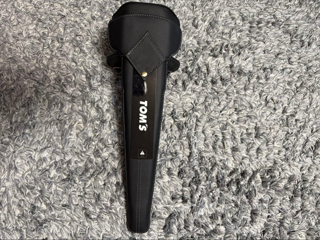 TOM’Sステアリングロック