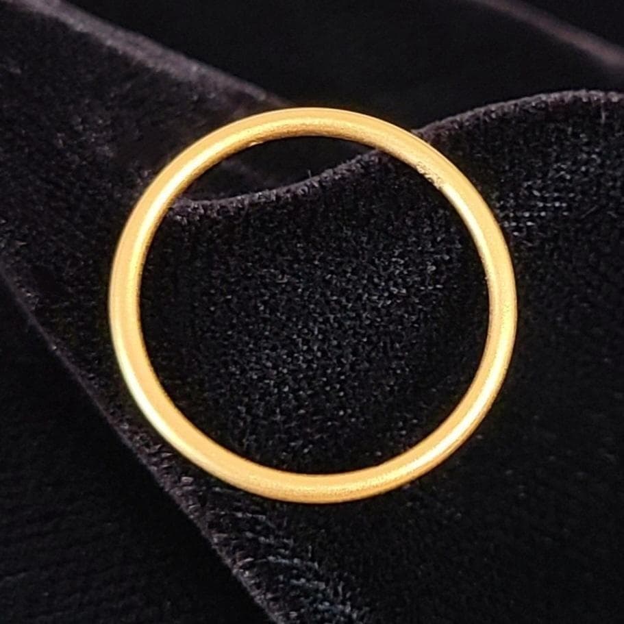 日常の美しさに！24金 K24 リング つや消し シンプル ゴールド 重ね付け