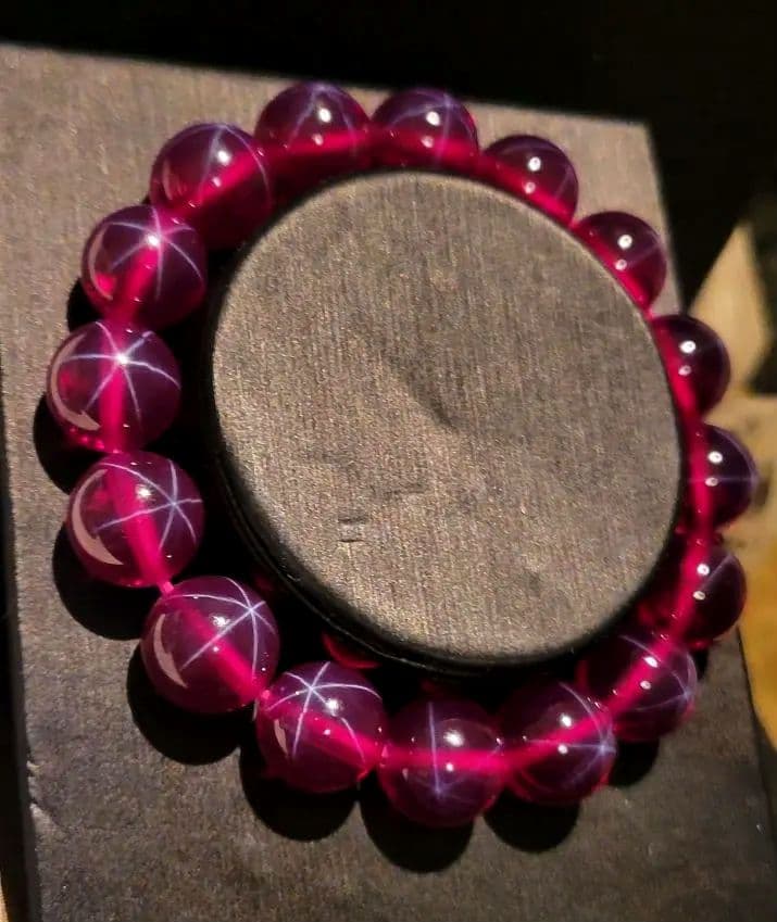 ！！高品質！！真赤のスタールビーブレスレット合成♡贅沢12mm玉♡内径約16cm