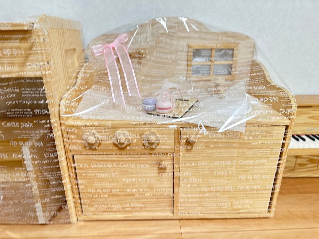 木製おままごとキッチン　窓付きタイプ