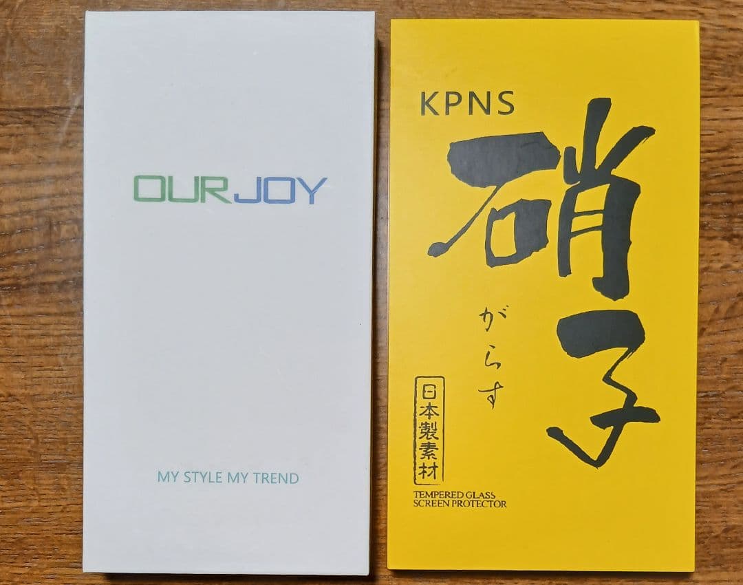 docomo AQUOS wish 4 本体 + 付属品