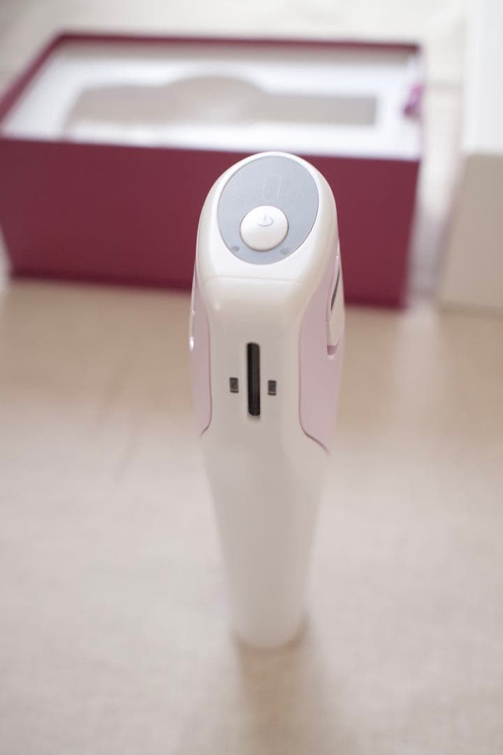 【美品】トリアスキンエイジングケアレーザー　（正規購入品）