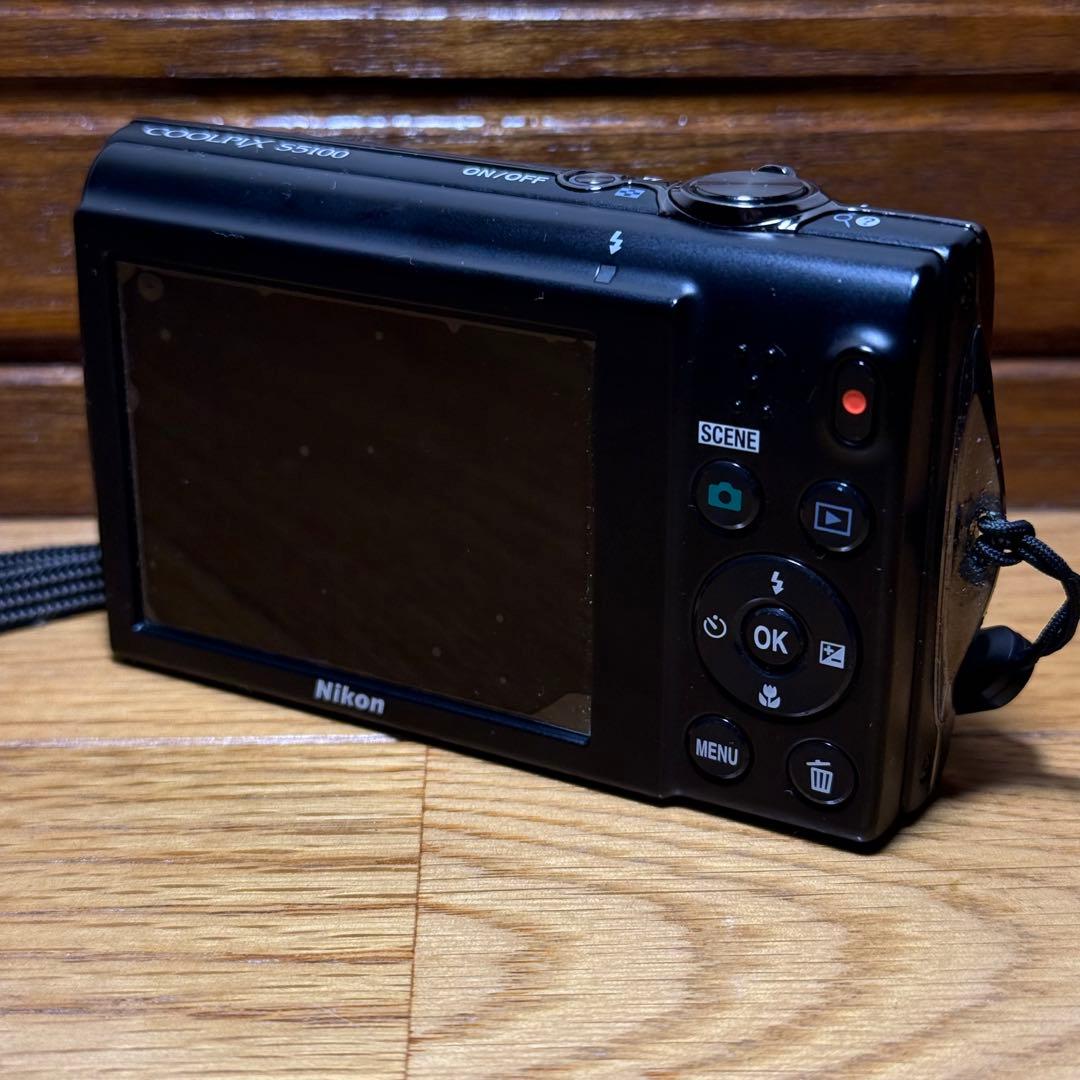 Nikon COOLPIX S5100 ニコン デジタルカメラ